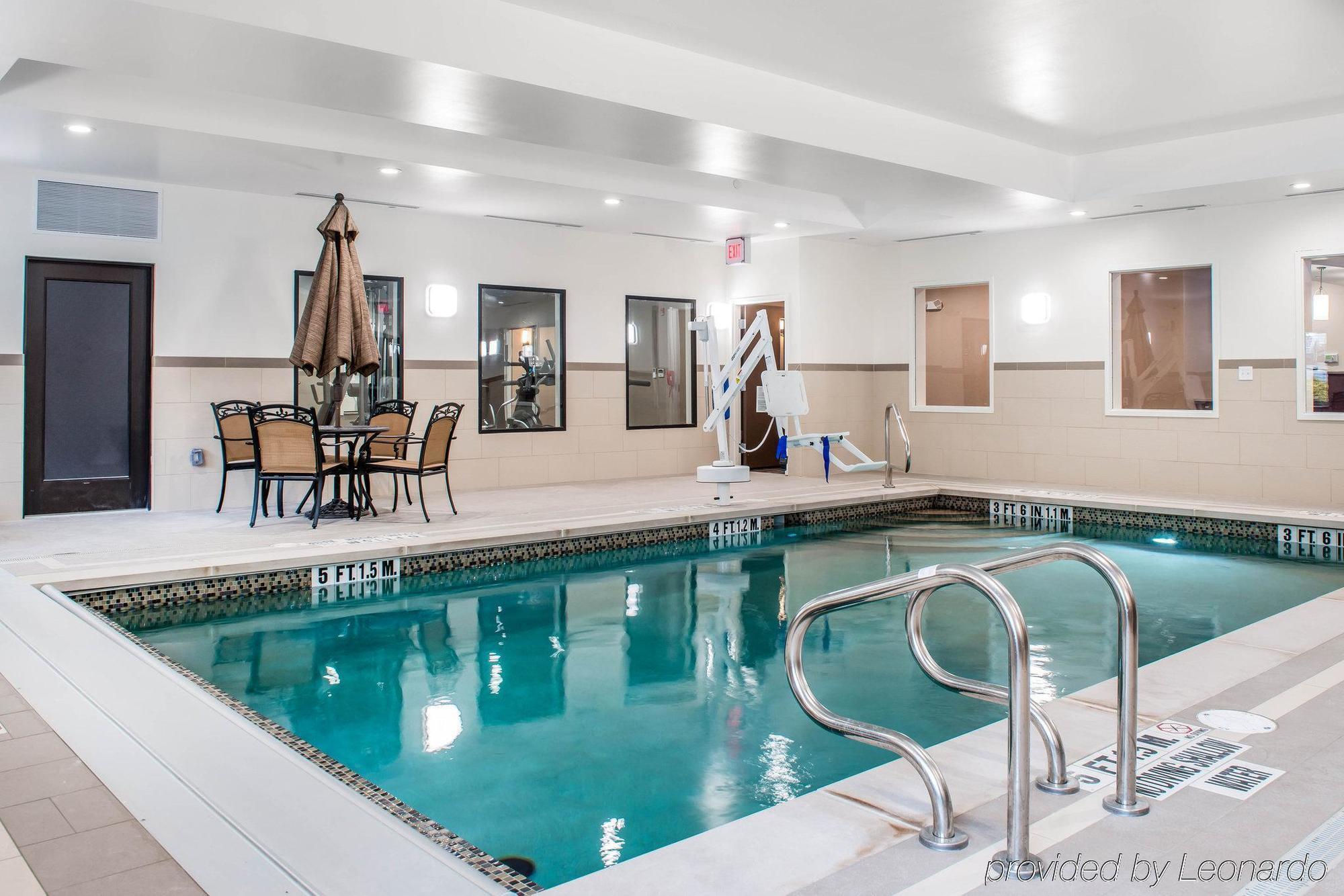 Comfort Inn & Suites Pittsburgh Gibsonia Dış mekan fotoğraf